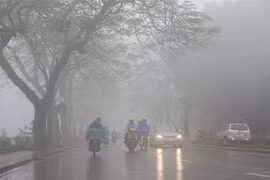 Bắc Bộ đón không khí lạnh, mưa giông dữ dội ngày 23/4