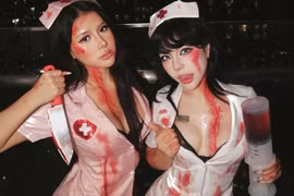 Màn kết hợp bùng nổ của Xuân Ca và bảo Khuyên Susan trong bộ ảnh Halloween