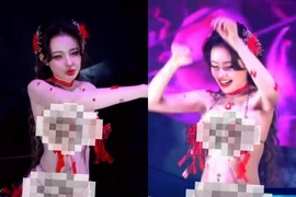 Ngân 98 "mặc như không" đi diễn gây tranh cãi