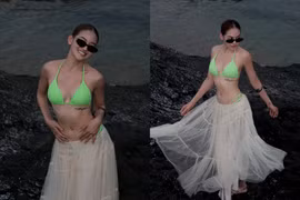 Hot girl "Bộ tứ 10A8" bắt đầu mùa hè với ảnh bikini cực cháy