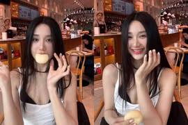 "Streamer cô giáo" diện mốt lộ nội y đi cafe hút ánh nhìn