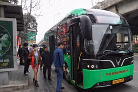 Xe buýt điện - khi phương tiện công cộng không còn là 'nỗi ám ảnh'