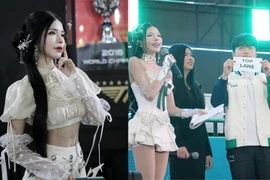 Mai Dora hạnh phúc khoe loạt khoảnh khắc trong buổi fan meeting T1