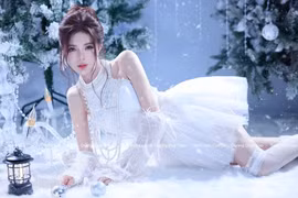 Lilly Luta biến hóa thành cô bé mùa đông quyến rũ trong bộ ảnh mới