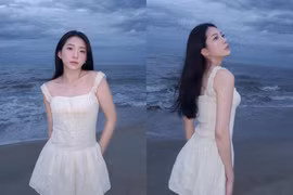 "Nàng thơ Sài thành" khoe dáng ngọt ngào trên bãi biển