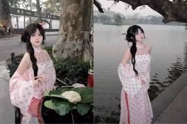 Hot girl Instagram diện áo dài xuống phố khiến ai cũng phải ngoái nhìn