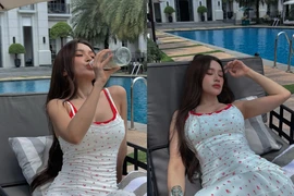 Sĩ Thanh diện váy ôm sát khoe vóc dáng săn chắc ở tuổi U40