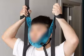 Đai kéo giãn cổ bán tràn mạng: Coi chừng liệt, chấn thương