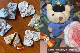 Giới trẻ rần rần 'flex' quà được các chiến sĩ A80 tặng kỷ niệm