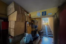 Những 'hộp diêm' giữa lòng Thủ đô: 3 thế hệ sống trong căn nhà 20m²