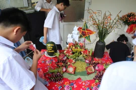 Rộn ràng vui Trung thu tại trường THPT chuyên Khoa học Tự nhiên