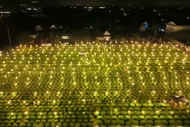 1 làng ở Quảng Ngãi thắp cả triệu bóng đèn, biến 'đêm thành ngày'