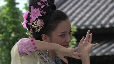 Hòa Thân thật sự dám chiếm đoạt bao nhiêu phi tần Càn Long?