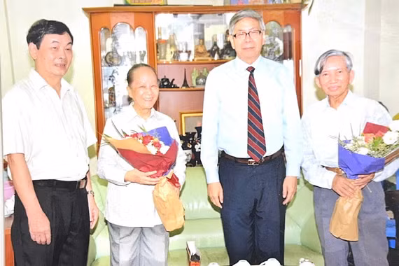 GS.TSKH.NGND Đặng Như Tại- nhà khoa học, người thầy lớn