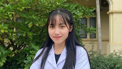 Chân dung nữ thủ khoa kép hiếm có của trường Y danh giá