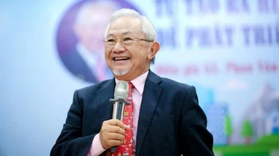 Giáo sư đàm phán 60 tỷ đô tiết lộ bí quyết thành công