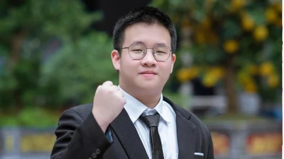 Bất ngờ cách học của nam sinh đạt 10 điểm Toán chuyên