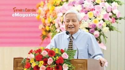 [e-Magazine] “Nhà báo Hà Đăng và… “5 cái hai”