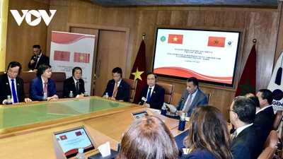 Chủ tịch Quốc hội: Tăng cường kết nối doanh nghiệp Việt Nam - Maroc 