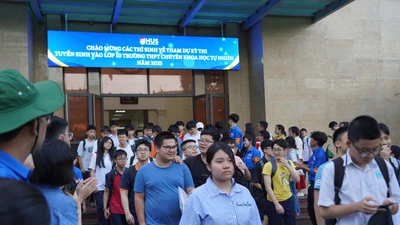 Đề Toán chuyên KHTN vòng 1 khá khó ở câu phân loại
