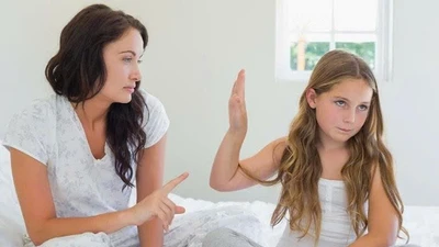 Hiểu và đồng hành cùng con trong giai đoạn nổi loạn tuổi dậy thì