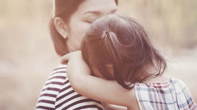 Góc nhìn mới về hạnh phúc của cha mẹ đơn thân