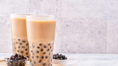 Rủi ro sức khỏe với thói quen ăn vặt, uống trà sữa