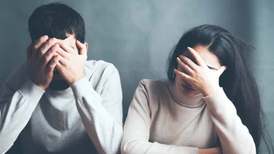 Bạn đời hay nhắc người yêu cũ, ứng xử thế nào?