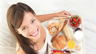 Ăn sáng cho có, bệnh dạ dày "gõ cửa" lúc nào không hay
