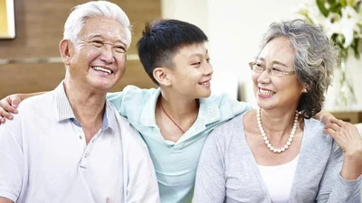 Ông bà nuông chiều cháu quá, lợi bất cập hại
