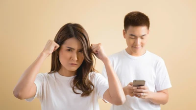 Căng thẳng tài chính ảnh hưởng đến đời sống vợ chồng