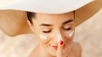 Oxybenzone trong kem chống nắng gây rối loạn nội tiết