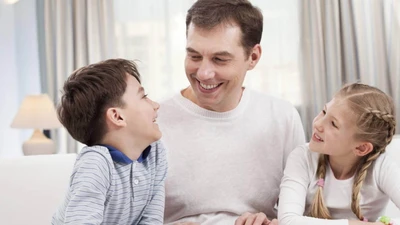Vợ chồng trái ngược cách dạy con, khắc phục thế nào?