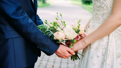 Có nên yêu nhanh, cưới sớm?