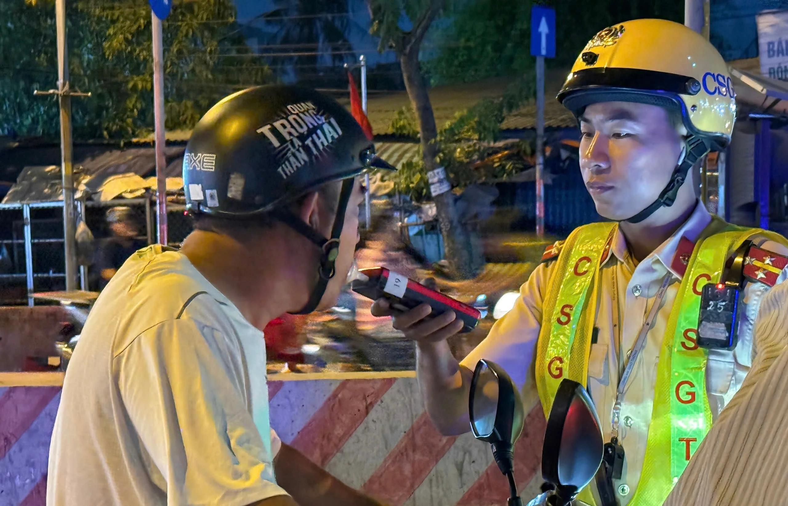25 trường hợp vi phạm nồng độ cồn tối Mùng 8 Tết tại TP HCM: Vừa mừng, vừa lo...