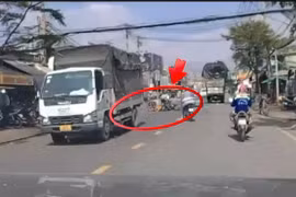 Camera hành trình 'soi' thời khắc xe quá tải gây tai nạn