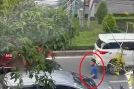 Xác minh clip tài xế ôtô bị rượt đánh sau va chạm giao thông