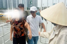 Hai người hùng thầm lặng cứu sống người phụ nữ nhảy cầu Sài Gòn