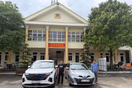 Táo tợn bắt phụ nữ, cướp tài sản rồi bán sang Campuchia