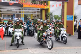 Công an TP HCM gấp rút chuẩn bị bầu cử, gần dân và thân thiện