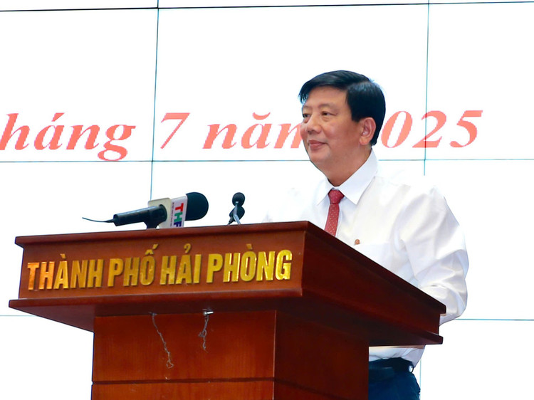 Ông Nguyễn Quang Phúc, Uỷ viên Ban Thường vụ Thành uỷ, Trưởng Ban Tuyên giáo và Dân vận Thành uỷ Hải Phòng phát biểu nhận nhiệm vụ 46.jpg
