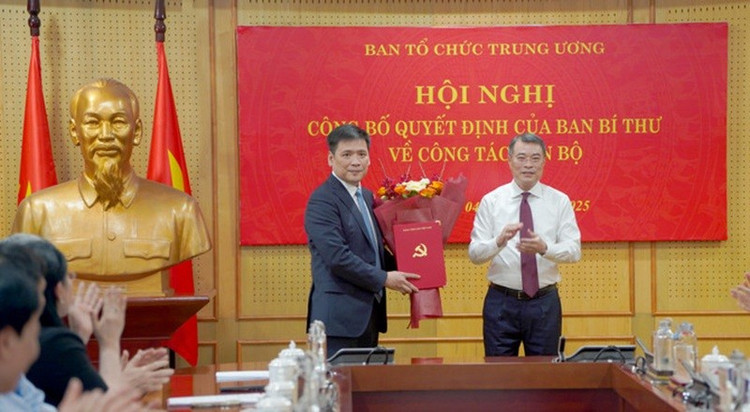 Nhân Dân. 12.jpg