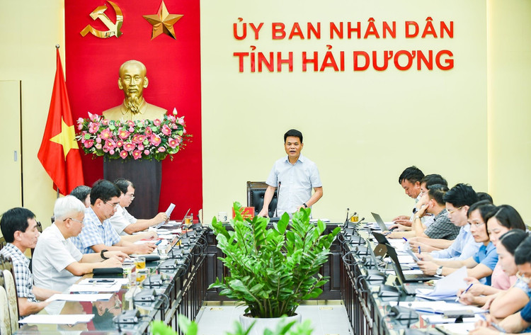 Ông Lê Ngọc Châu, Chủ tịch UBND tỉnh Hải Dương chủ trì hội nghị chuẩn bị điều kiện vận hành thí điểm 12 phường, xã mới. 9.jpg