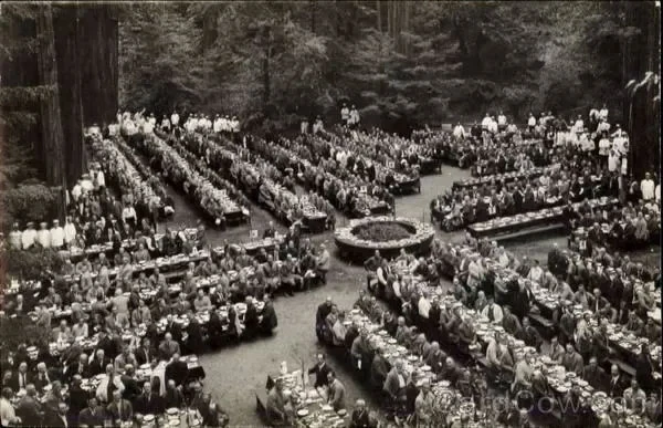 Bí ẩn nơi con người không thể đặt chân đến, chỉ nhìn qua Google Maps