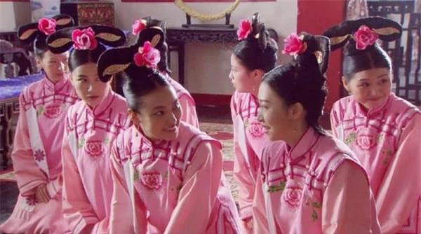 Tại sao cung nữ thời xưa tranh nhau “rửa lỗ rồng” cho hoàng đế?