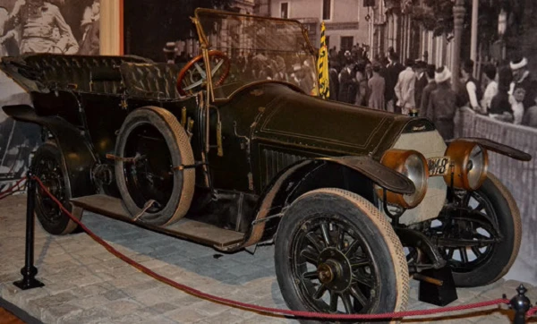 Chiếc siêu xe "ma ám" của thái tử Áo-Hung: Đoạt mạng loạt chủ nhân!