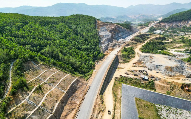 Một đoạn cao tốc Quy Nhơn - Chí Thạnh. Ảnh minh hoạ quy-nhon-chi-thanh.jpg