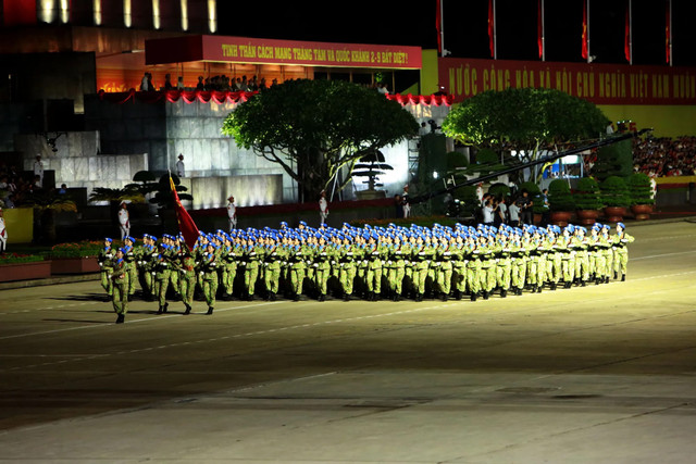 Các khối quân đội diễu binh, diễu hành qua Quảng trường Ba Đình a80-9.jpg