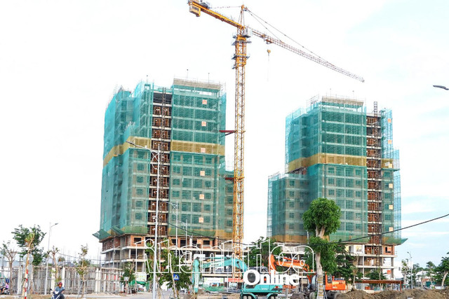 Công trình Dự án nhà ở xã hội MK Central City đang thi công. Ảnh: Anh Tuấn z6804174108434-f857d115d77b5af574eb7697158e627d-20250714194930.jpg