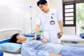 Cảnh báo về chấn thương tinh hoàn khi chơi thể thao, cách xử lý đúng